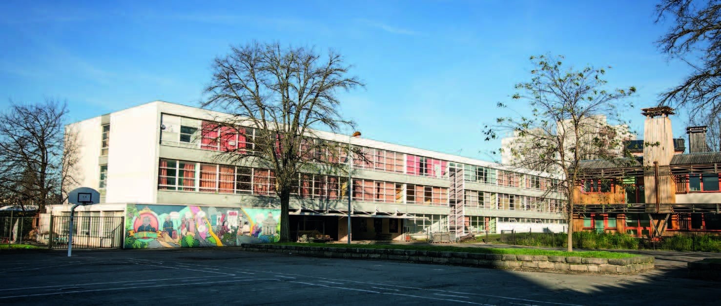 Façade est de l'école Félix-Éboué, avant travaux.